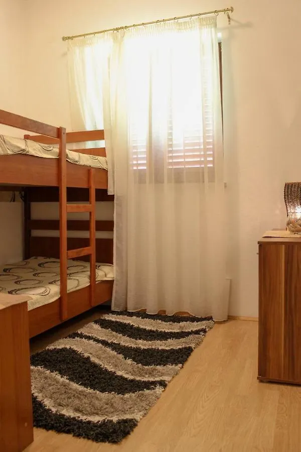 Apartments Hrabar Trogir