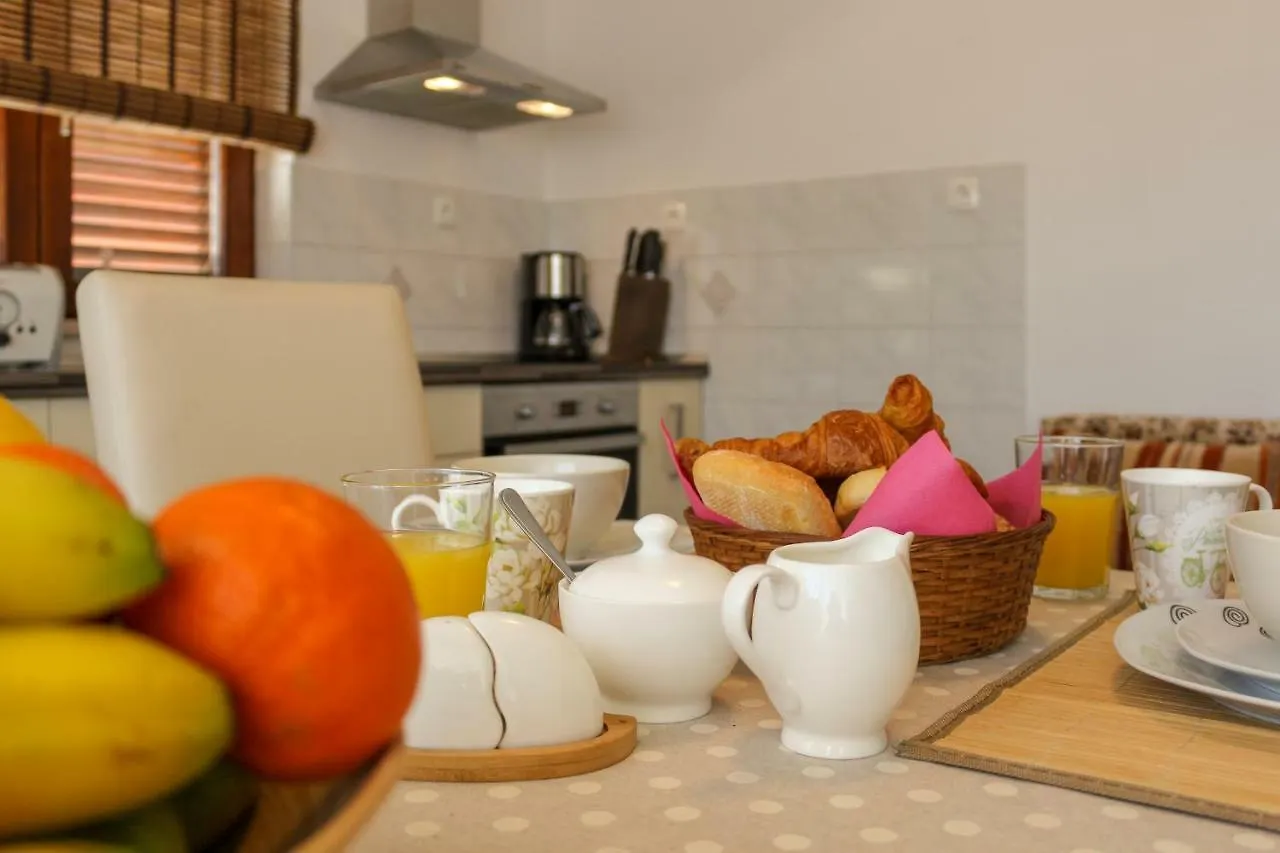 Apartments Hrabar Trogir
