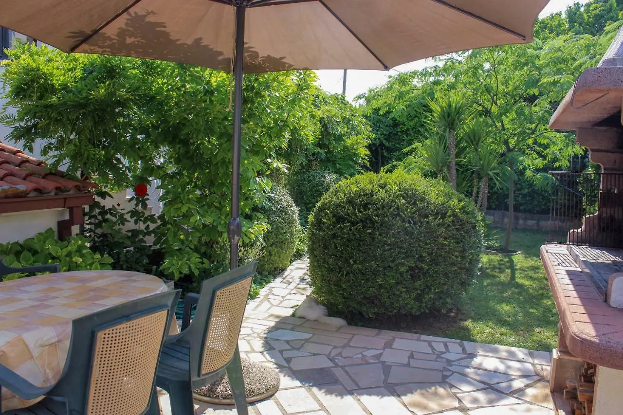 Apartments Hrabar Trogir