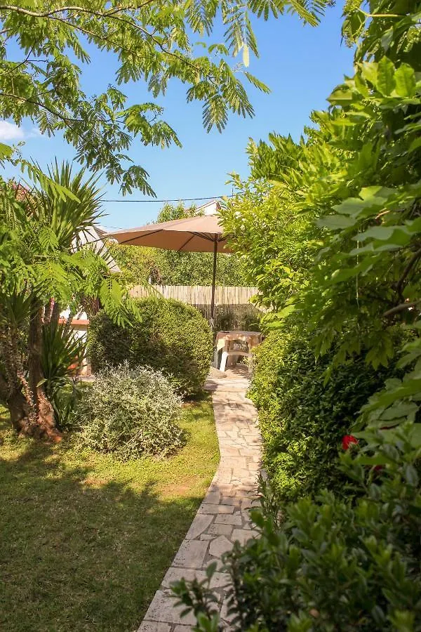 Apartments Hrabar Trogir 0*,  Croatia